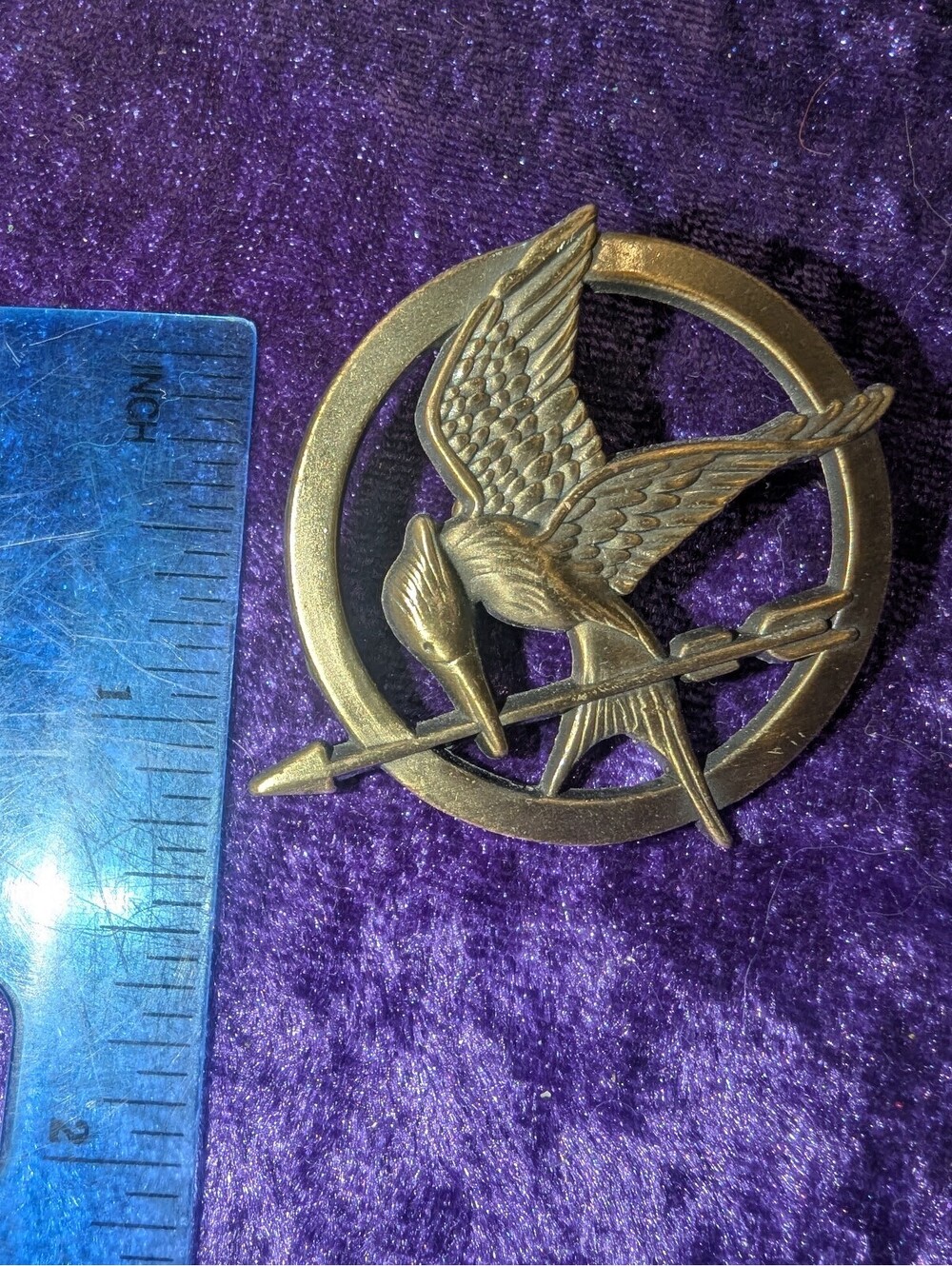 Vintage LGF Made in China Brass Pin Badge with Bird and Arrow Design